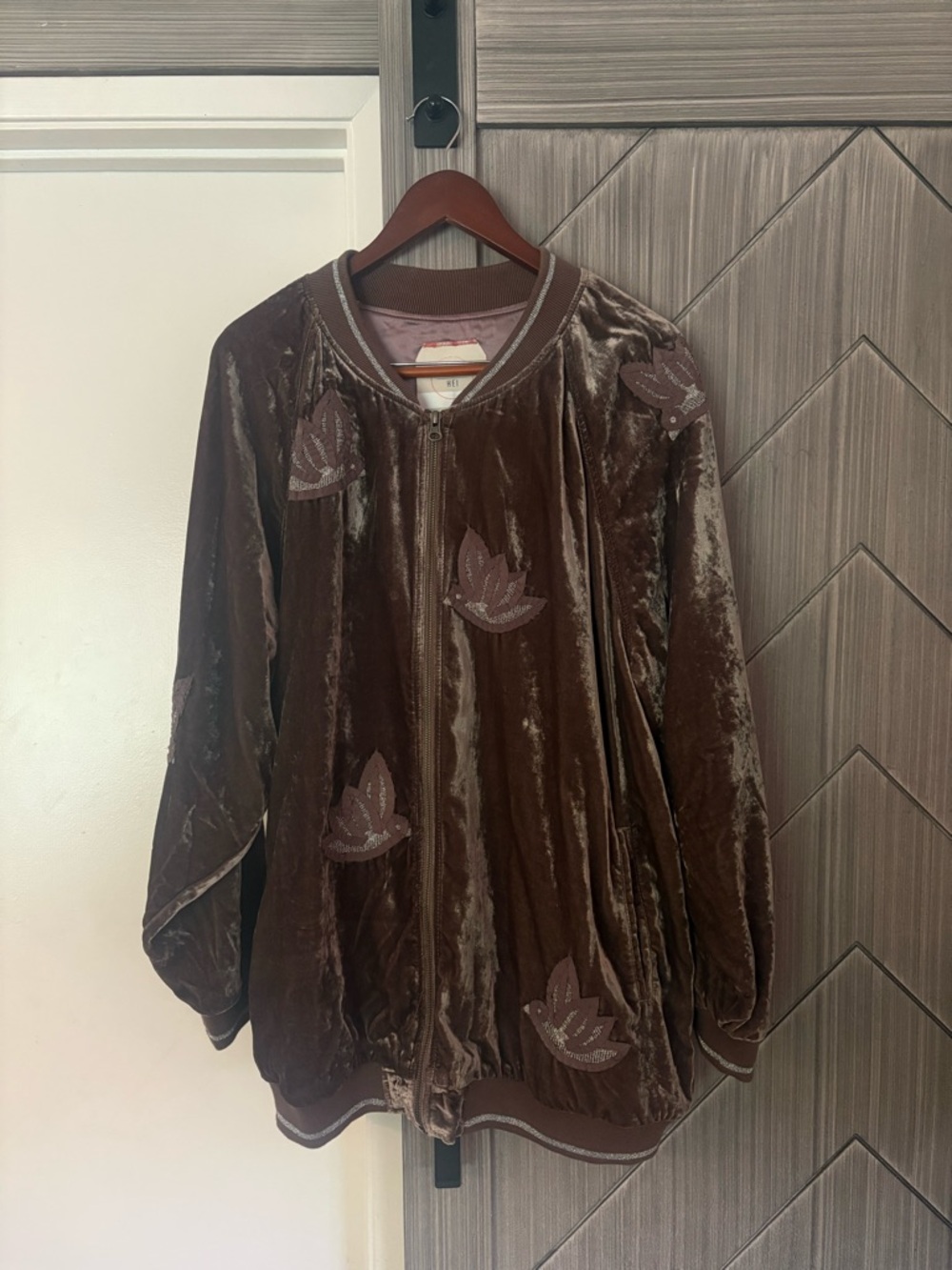 Anthropologie HEI HEI Bird Embroidered Velvet Bomber Mauve Jacket Size XL - Picture 4 of 14